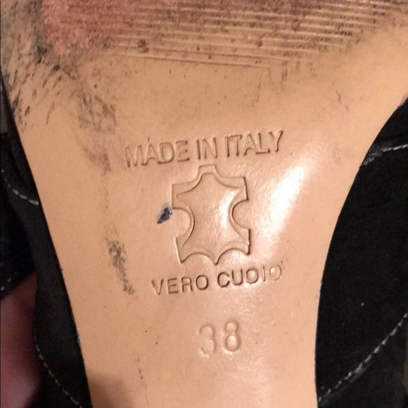 Type Z suede bow booties. - Picture 5 of 5